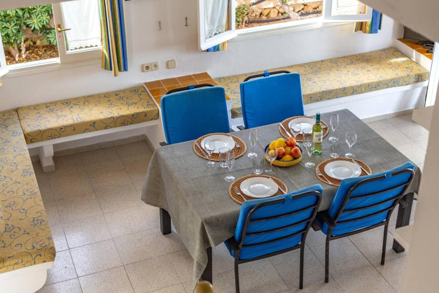 Villa Victor - Primera Linea Mar, Vista A Puesta De Sol 칼라엔블레인즈 외부 사진